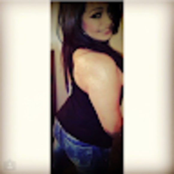 Profile Picture of Terry Jimenez (@tjtkm70) on Poshmark