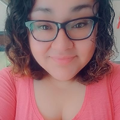 Profile Picture of Jena Dawn (@jenadawnwrites) on Twitter