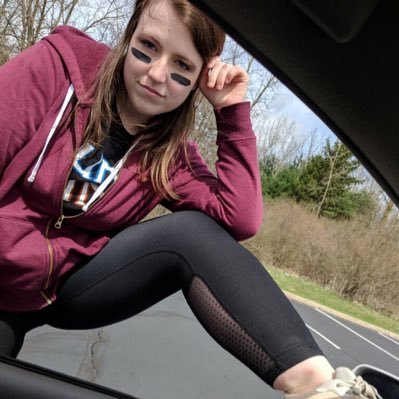 Profile Picture of Amanda Copingmechanisms (@landofthe_cope) on Twitter