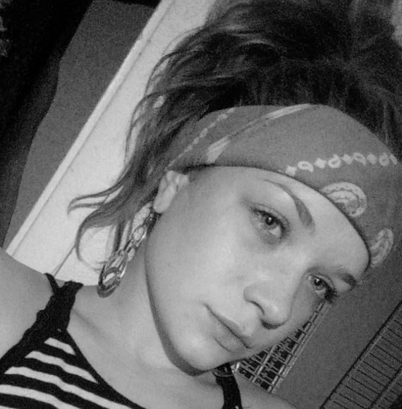 Profile Picture of Brianna Hiemstra (@b_helene) on Poshmark