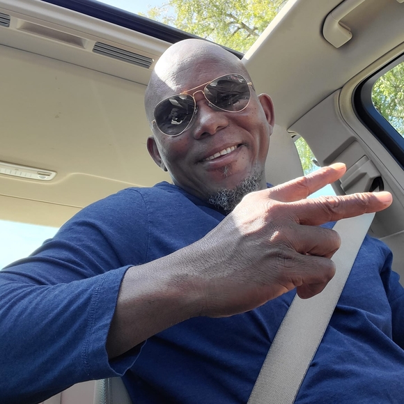 Profile Picture of Lawrence Williams (@lawrenda2003) on Poshmark