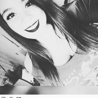Profile Picture of Laura Lara (@lopezlara_) on Instagram