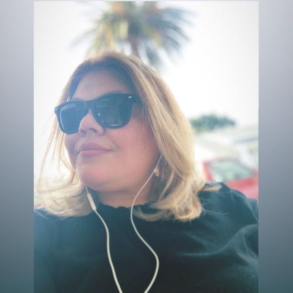 Profile Picture of Marisa Glavey (@marisaglavey) on Poshmark