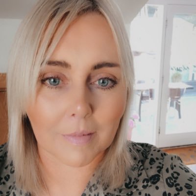 Profile Picture of Gillian (@gillian_sim1) on Twitter