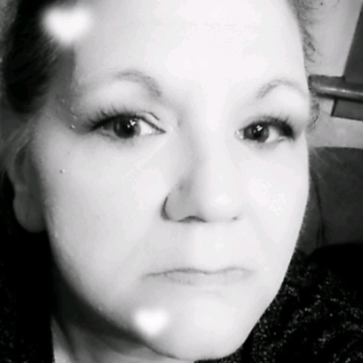 Profile Picture of Janet🐓 (@chickenlady1204) on Tiktok