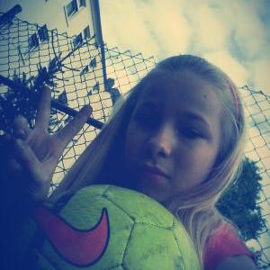 Profile Picture of BibisBeatuyFan'Lisa (@LisaBottcher) on Twitter