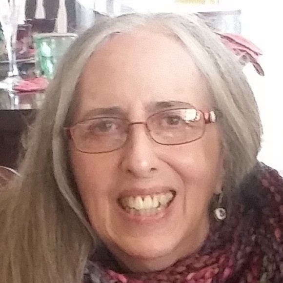 Profile Picture of Theresa Kegan (@theresakegan) on Poshmark