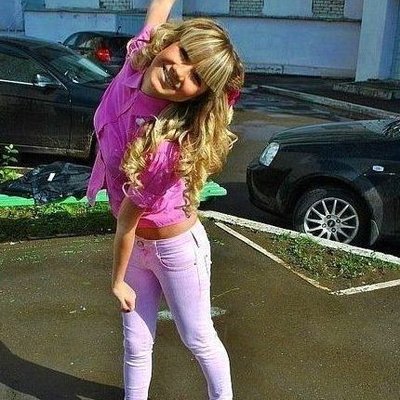 Profile Picture of Hayley Sheldon (@Tamaralouisa) on Twitter