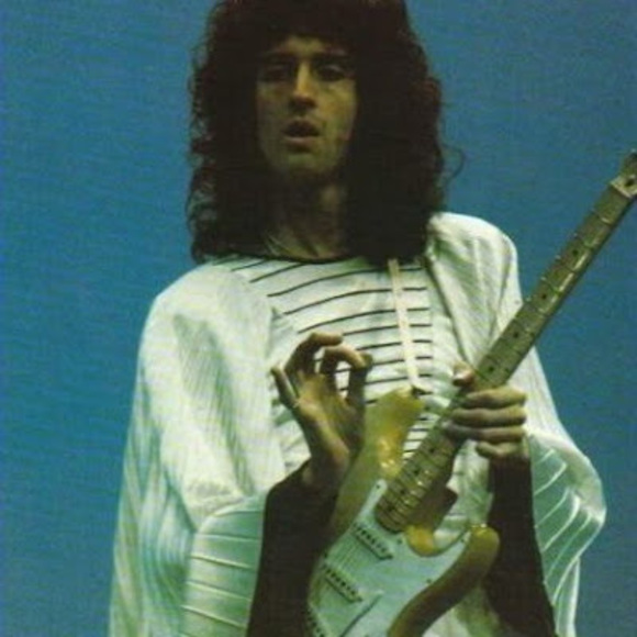 Profile Picture of Avys Borland (@avysborland) on Poshmark