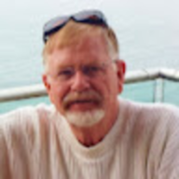 Profile Picture of Dennis Rice (@dennisrice66) on Poshmark