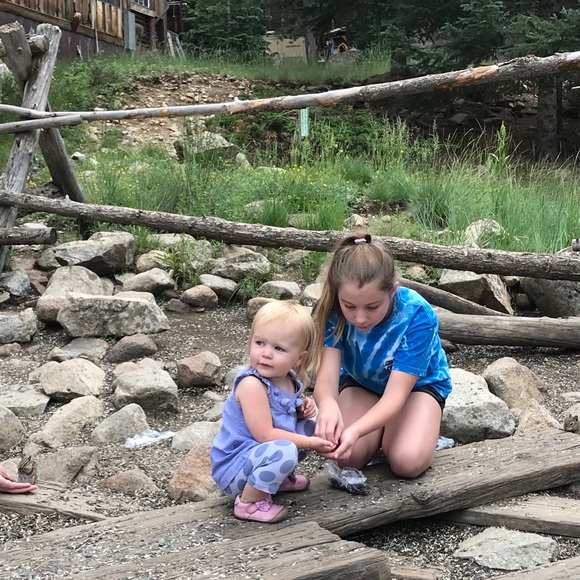 Profile Picture of Mckinley Paskon (@mckinley_paskon) on Poshmark