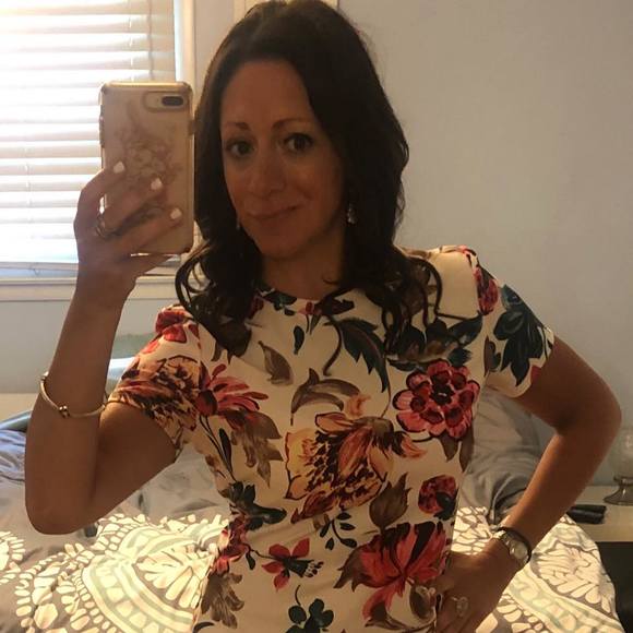 Profile Picture of Liza Improta (@lbreezy19) on Poshmark