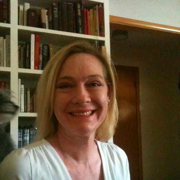 Profile Picture of Lisa Sorrells (@lisa_sorrells) on Poshmark