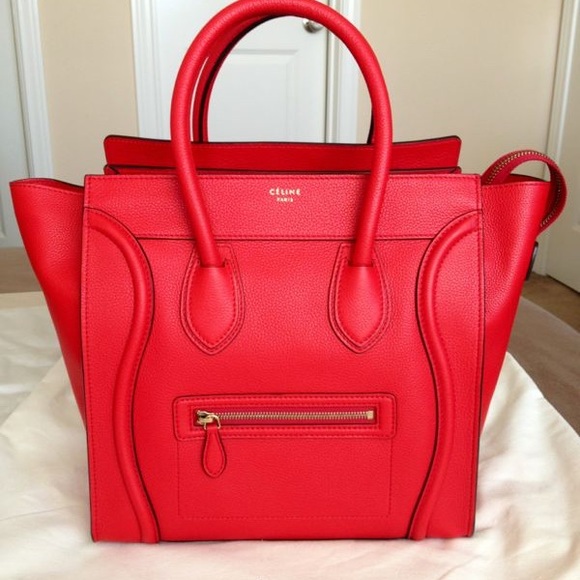 Profile Picture of Nicole Vanassche (@nichol2014) on Poshmark