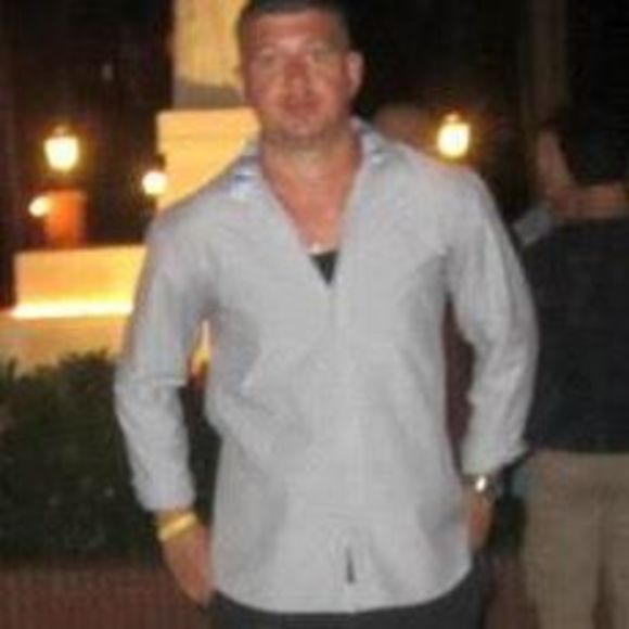 Profile Picture of Joe Lapenna (@joeylpa) on Poshmark