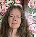 Profile Picture of Robin McKinleyon Wikipedia