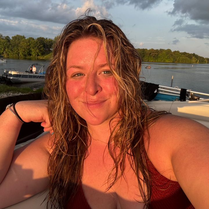 Profile Picture of Michaela | Life & Real Estate (@michaelaashleey) on Tiktok