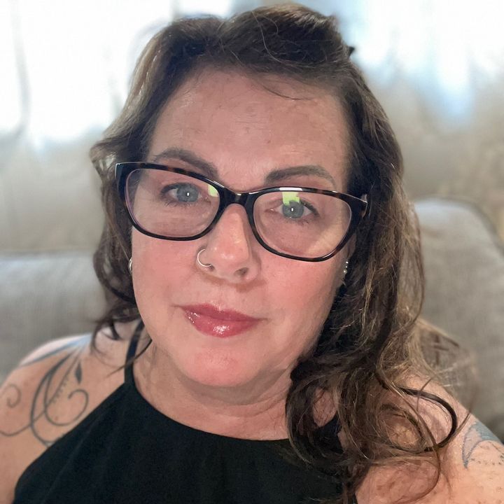 Profile Picture of Diana Strange (@@dianawithana_1) on Tiktok