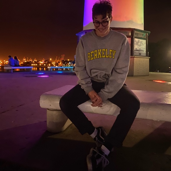 Profile Picture of Trevor Eisnaugle (@trevoreisnaugle) on Poshmark