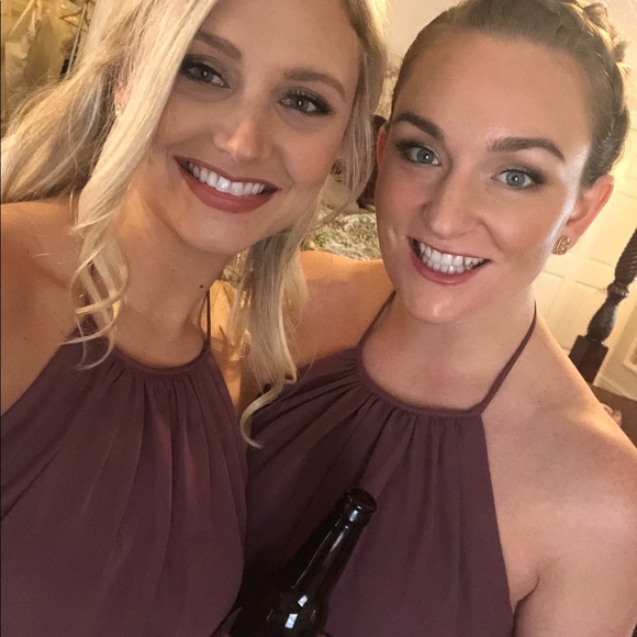 Profile Picture of Erin Seekamp (@erieseek) on Poshmark