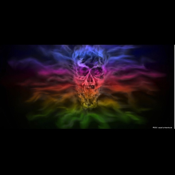 Profile Picture of Daniel Lugo (@chicken3746) on Poshmark