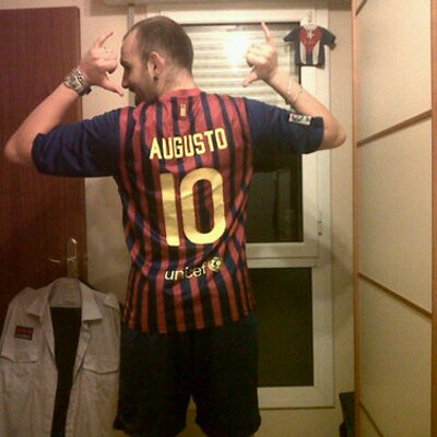Profile Picture of Augusto J. Valdivia (@AugusJ_1982) on Twitter