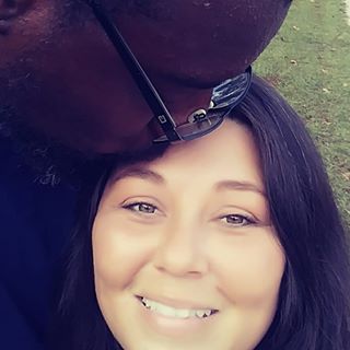 Profile Picture of Laura Robinson (@laura.fields.125) on Facebook