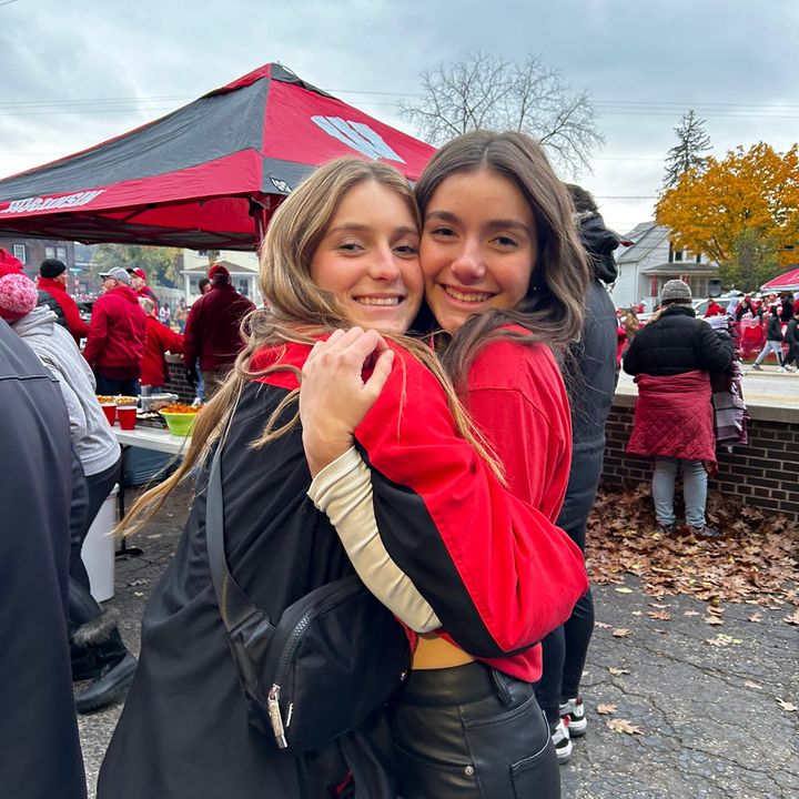 Profile Picture of larson_julia (@larson_julia) on Tiktok