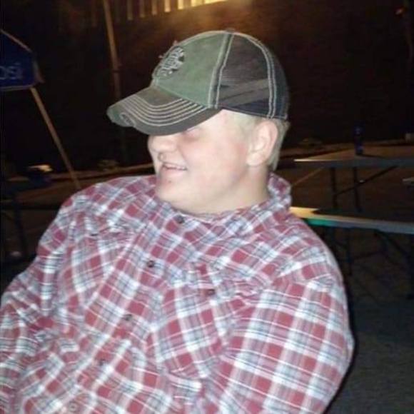 Profile Picture of Darrell Turner (@turner4200) on Poshmark
