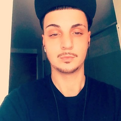 Profile Picture of Vincent Marciano (@VincentMarcian7) on Twitter