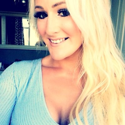 Profile Picture of Lisa Eccles (@lisaisblonde) on Twitter