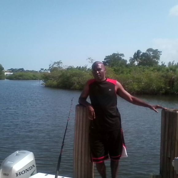 Profile Picture of Kirk Grant (@kirkg) on Poshmark