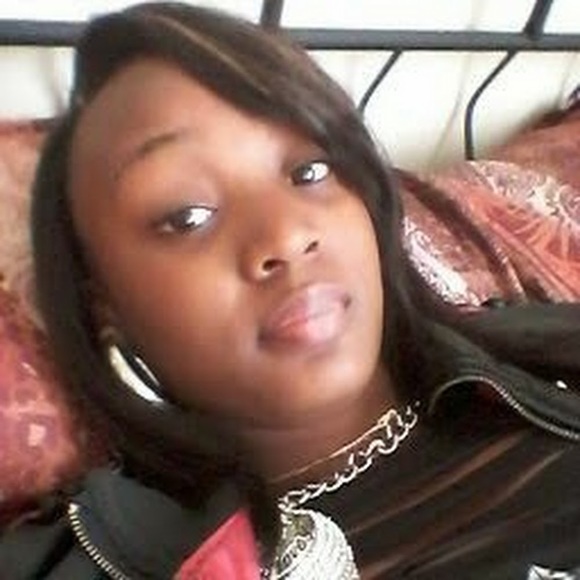 Profile Picture of Kentija Mcfadden (@kentija16) on Poshmark