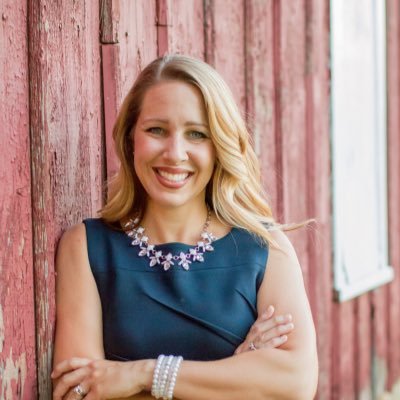 Profile Picture of Laura Boyer (@lauraannboyer) on Twitter