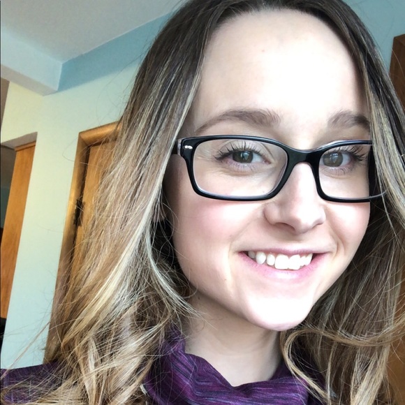 Profile Picture of Katie Cottingim (@katie_cottingim) on Poshmark