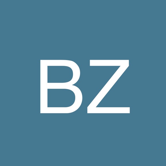 Profile Picture of Bianca Zavarella (@rozettarose) on Poshmark