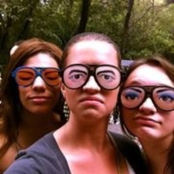 Profile Picture of Maya Diaz (@mayah20) on Poshmark