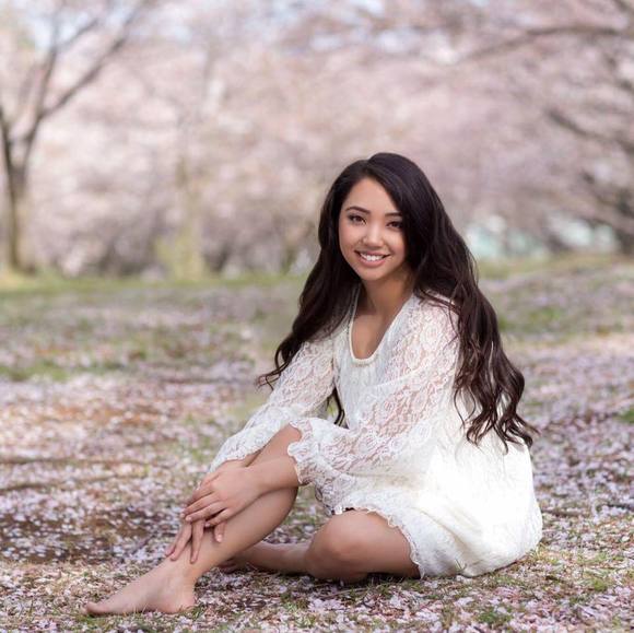 Profile Picture of Jessica Eunhye (@jessicaeunhye) on Poshmark