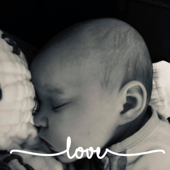 Profile Picture of Andrea Farnan (@aholtz014) on Poshmark