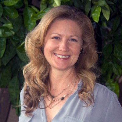 Profile Picture of Tara Burke (@TaraBurkeSunCat) on Twitter