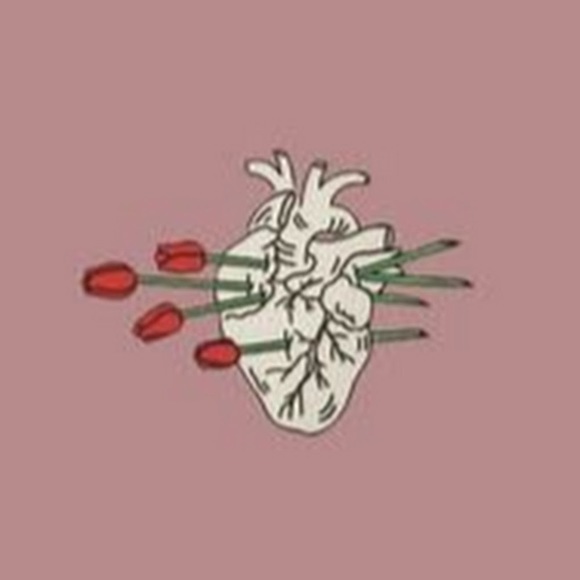 Profile Picture of Natalie Truesdell (@7luckynatalies) on Poshmark