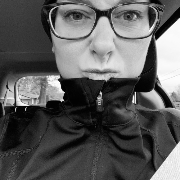 Profile Picture of Alison Cochrane (@alisonecochrane) on Poshmark