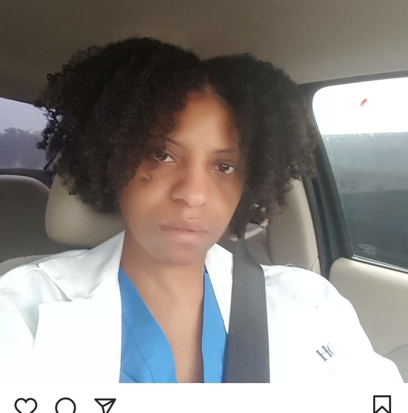 Profile Picture of La tonya Taylor-bellard (@littleyellowmia) on Poshmark