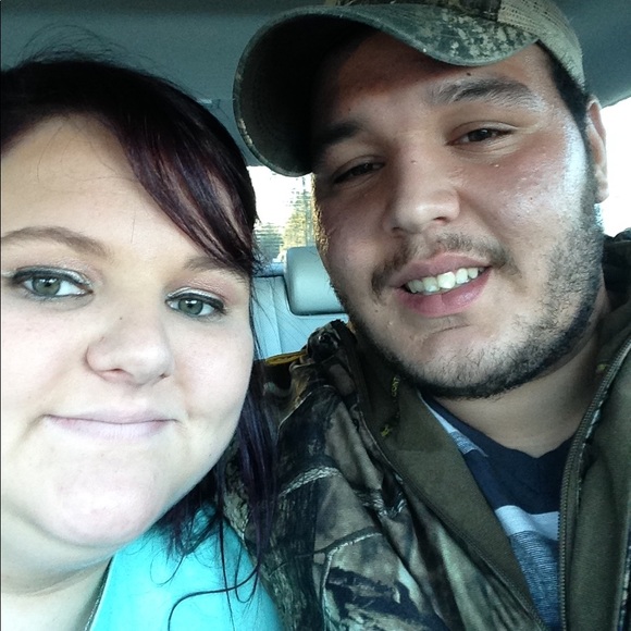 Profile Picture of Devon Mauffray (@mauffray228) on Poshmark