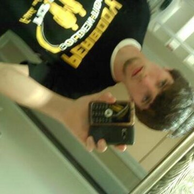 Profile Picture of Collin Abbott (@Unclecollin) on Twitter