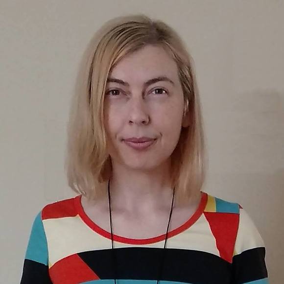 Profile Picture of Charity Leschinski (@cleschinski) on Poshmark