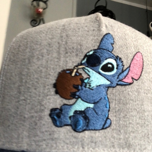 Profile Picture of Dalton Matthews (@dalton_matthews) on Poshmark