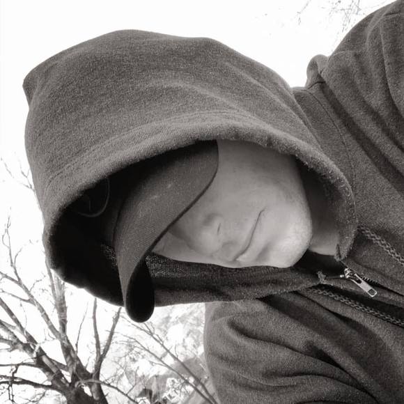 Profile Picture of Anson Light (@anson_light) on Poshmark