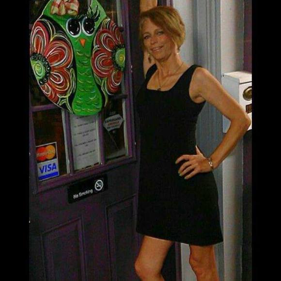 Profile Picture of Tami Tate (@tamileigh69) on Poshmark