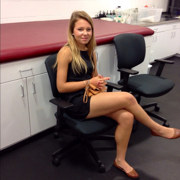 Profile Picture of Alex Wahlstrom (@alex977) on Poshmark